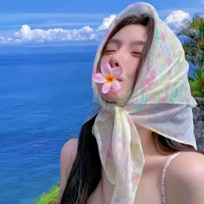 出水红莲